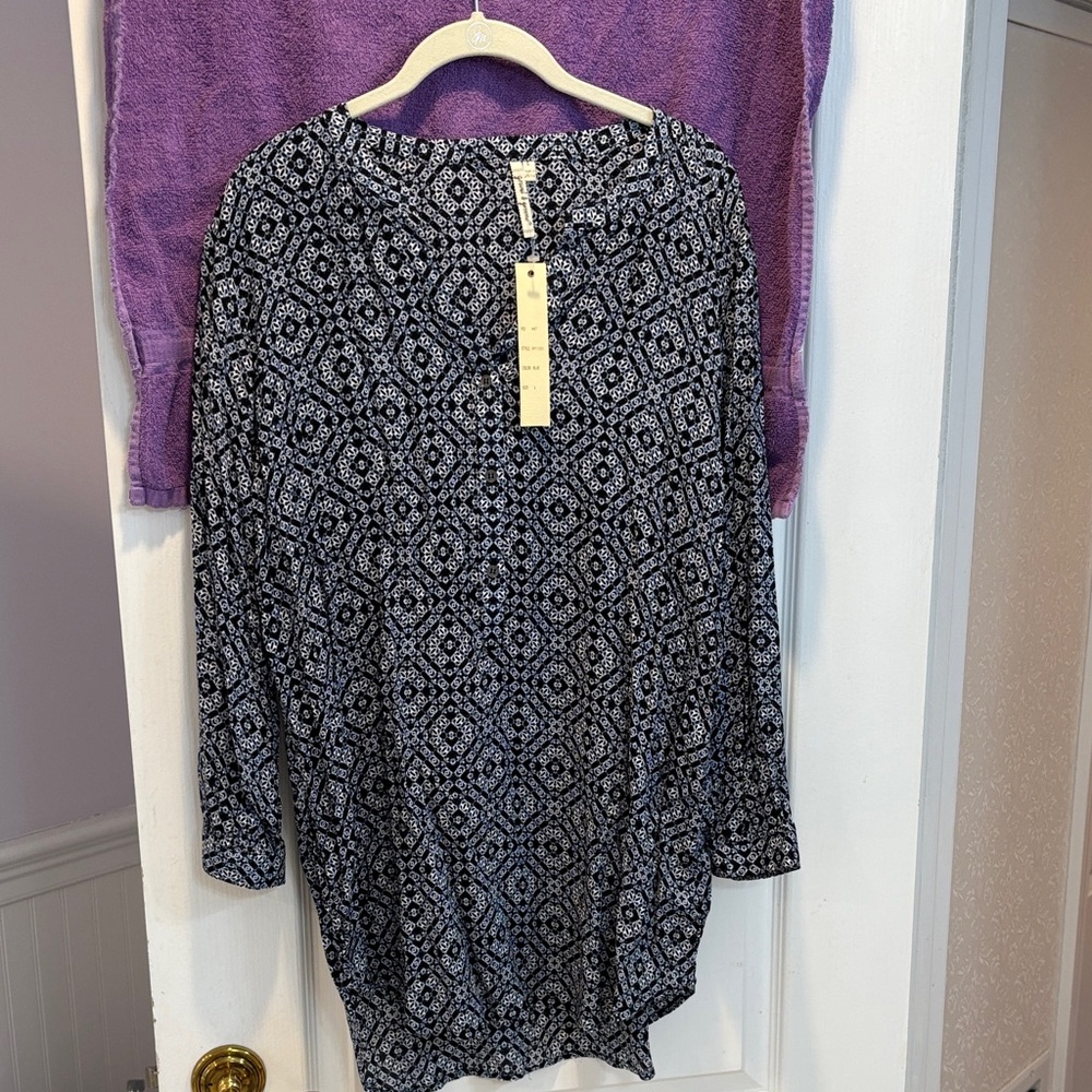 NWT Grand & Greene Black and White Geometric Tunic